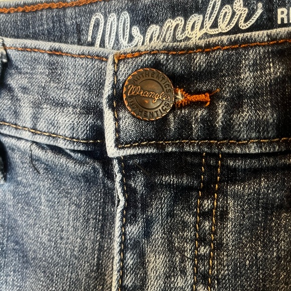 (SOLD) BOY'S WRANGLER RETRO® Relaxed BOOTCUT JEAN, Blue, Size 18 - Picture 7 of 16